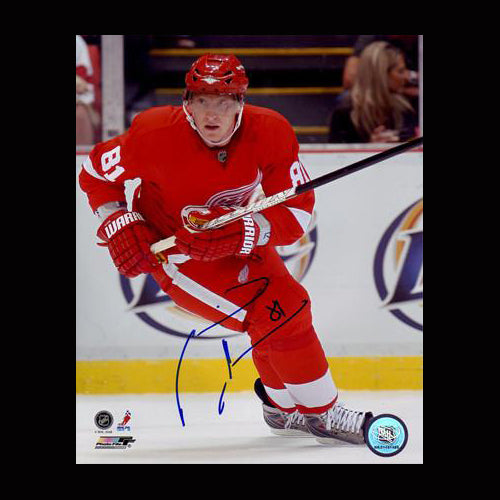 Marian Hossa Detroit Red Wings Autographed Cutback 8x10 Photo