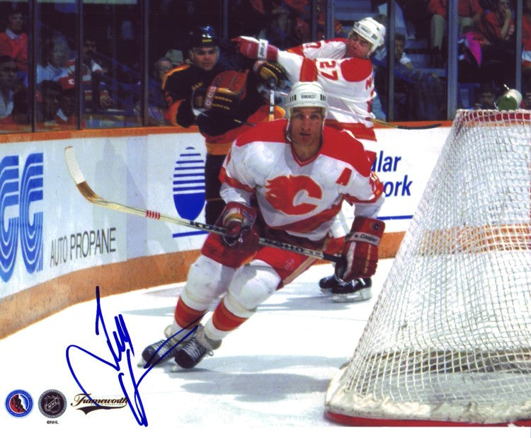 Tim Hunter Calgary Flames Autographed Net 8x10 Photo