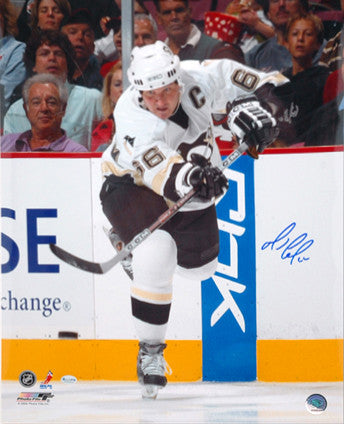 Mario Lemieux Pittsburgh Penguins Autographed 16x20 Breakout Pass Photo