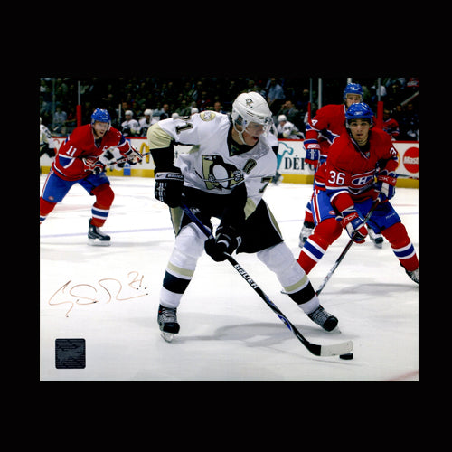 Evgeni Malkin Pittsburgh Penguins Autographed Backhand 8x10 Photo - Clearance