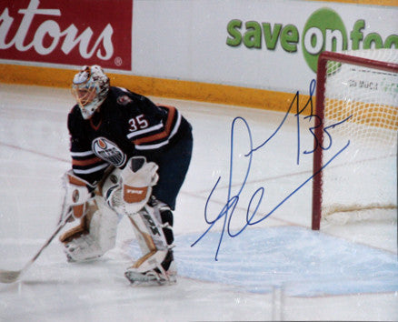 Dwayne Roloson Edmonton Oilers Autographed 16x20 Posing Photo