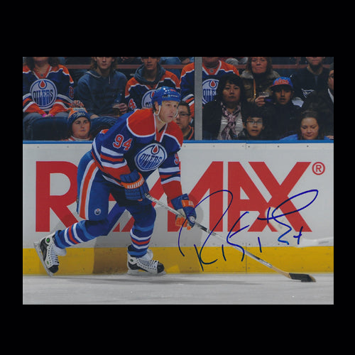 Ryan Smyth Edmonton Oilers Autographed Down The Boards 8x10 Photo